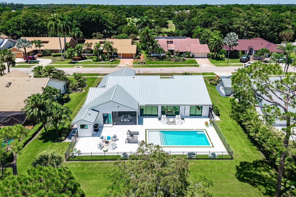 10574 Boca Woods Lane Boca Raton, FL 33428