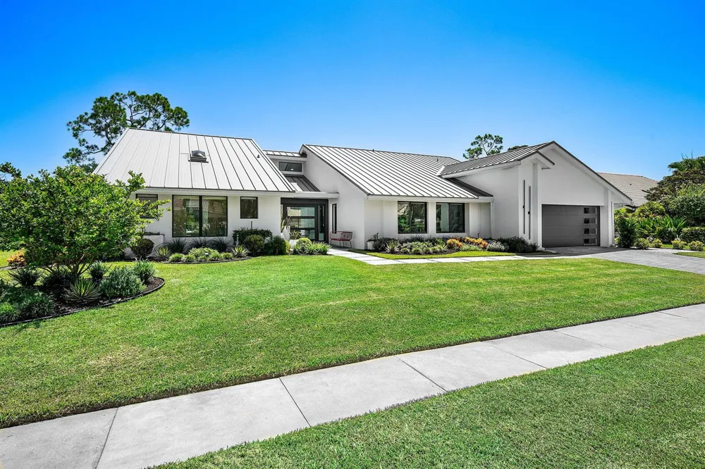 10574 Boca Woods Lane Boca Raton, FL 33428