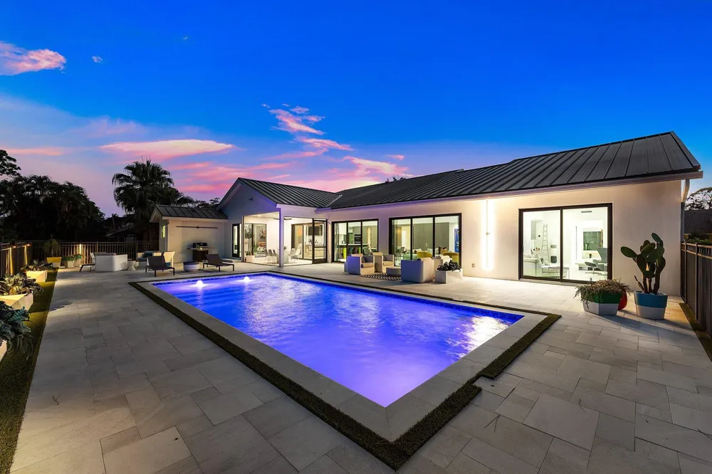 10574 Boca Woods Lane Boca Raton, FL 33428