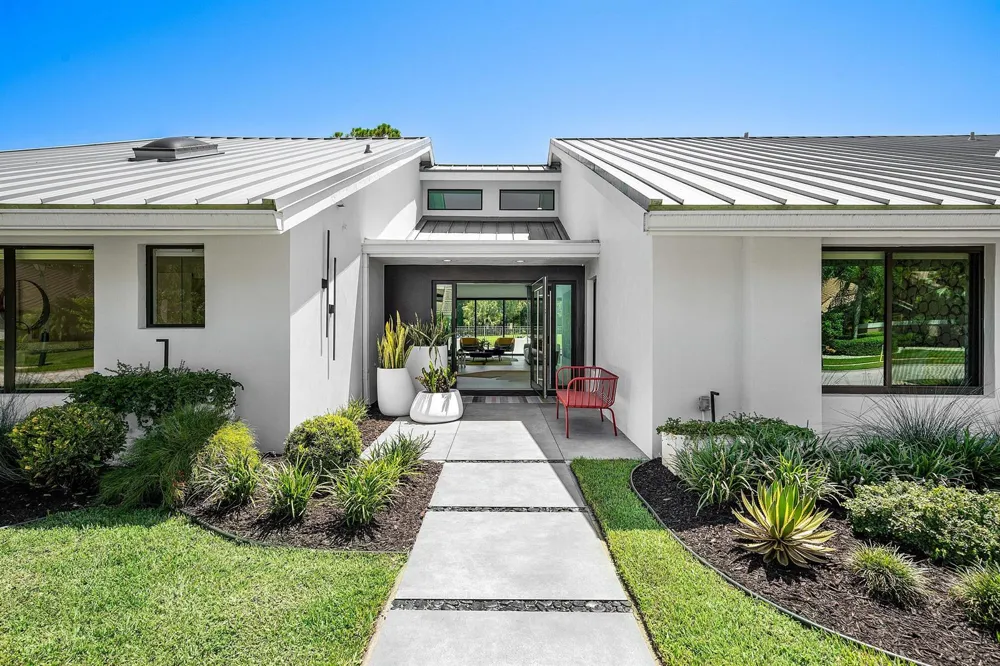 10574 Boca Woods Lane Boca Raton, FL 33428