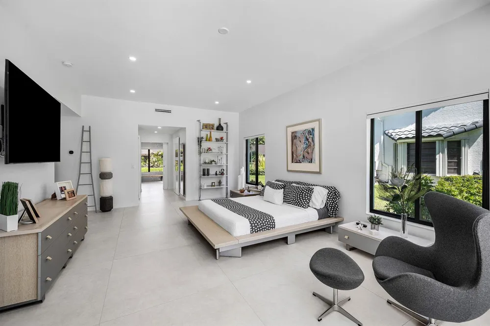 10574 Boca Woods Lane Boca Raton, FL 33428