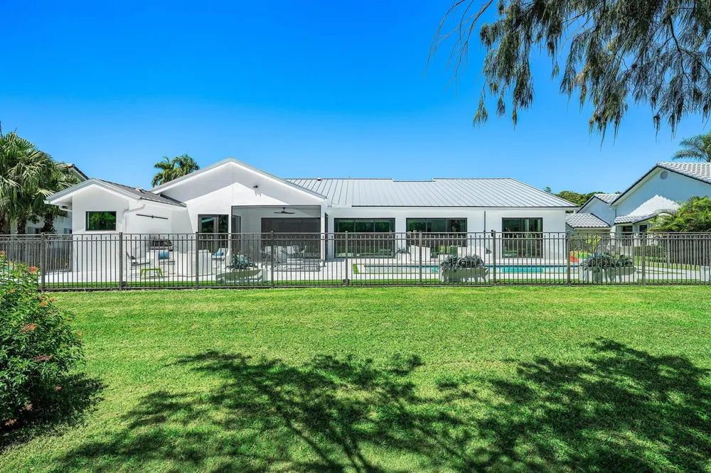10574 Boca Woods Lane Boca Raton, FL 33428