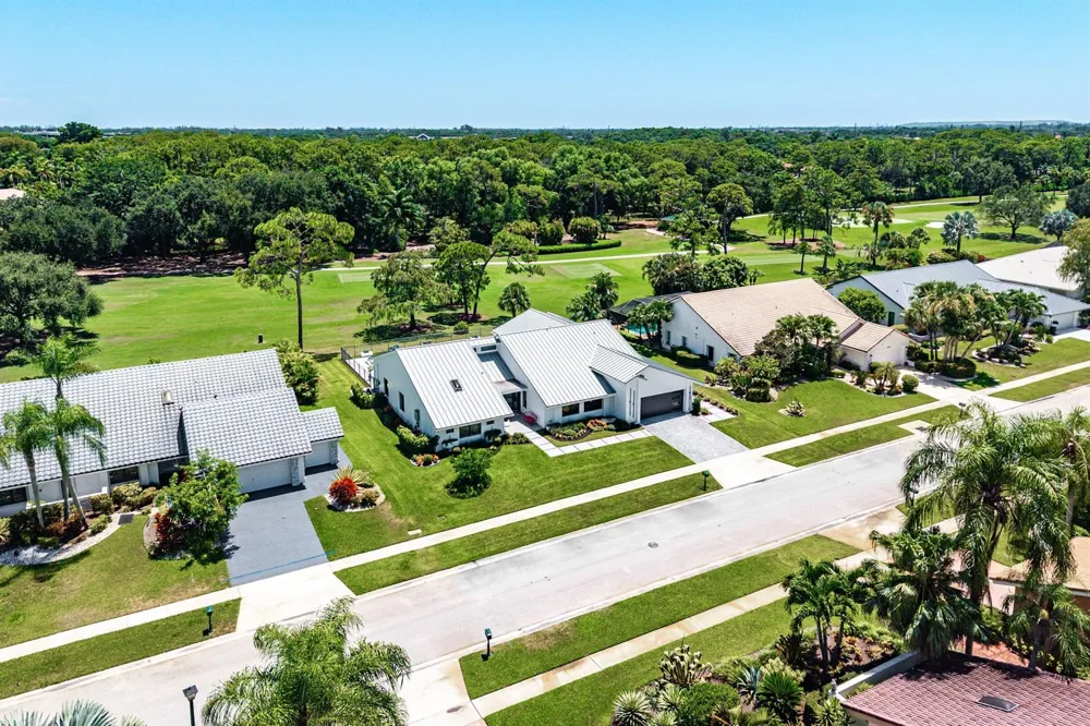 10574 Boca Woods Lane Boca Raton, FL 33428