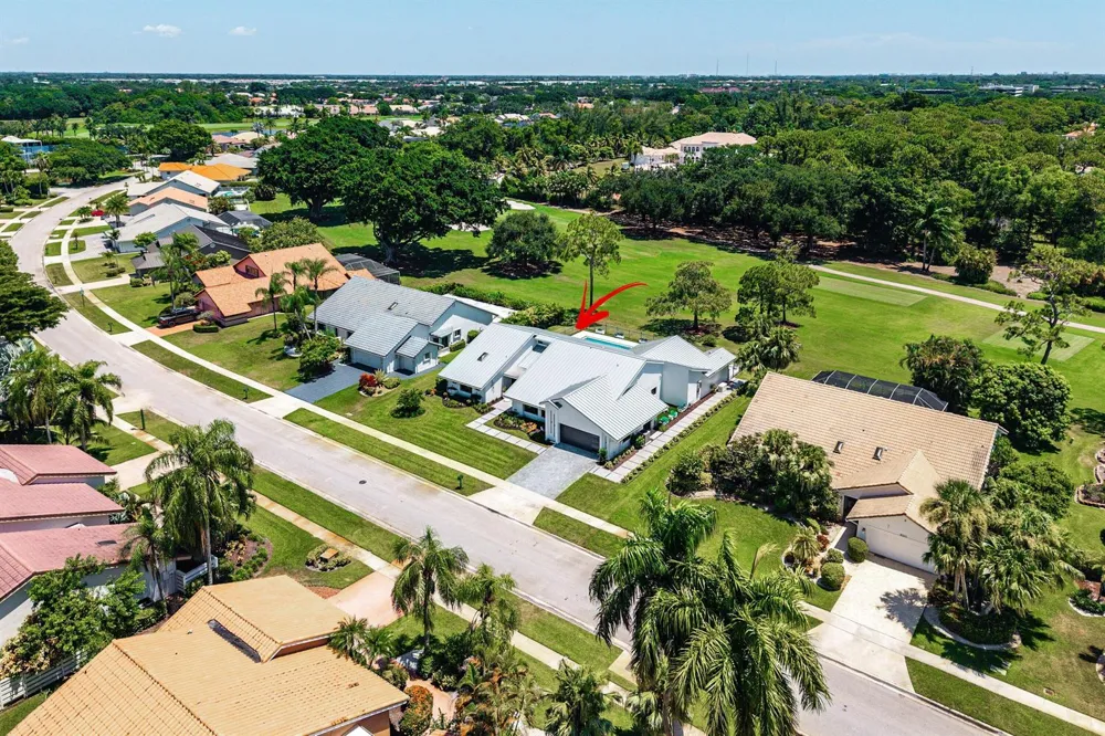 10574 Boca Woods Lane Boca Raton, FL 33428