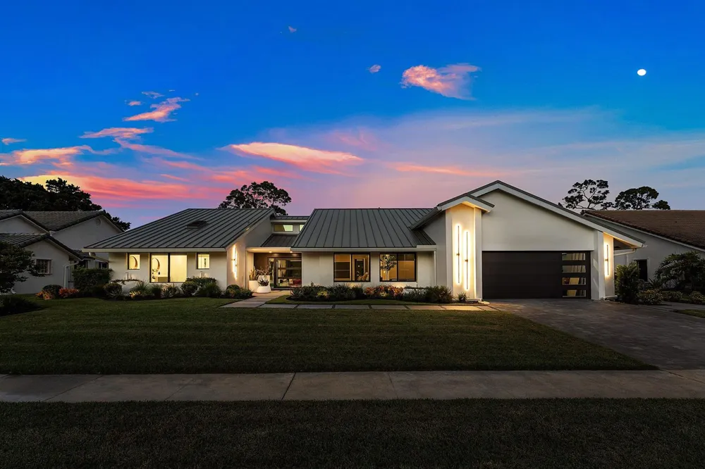 10574 Boca Woods Lane Boca Raton, FL 33428