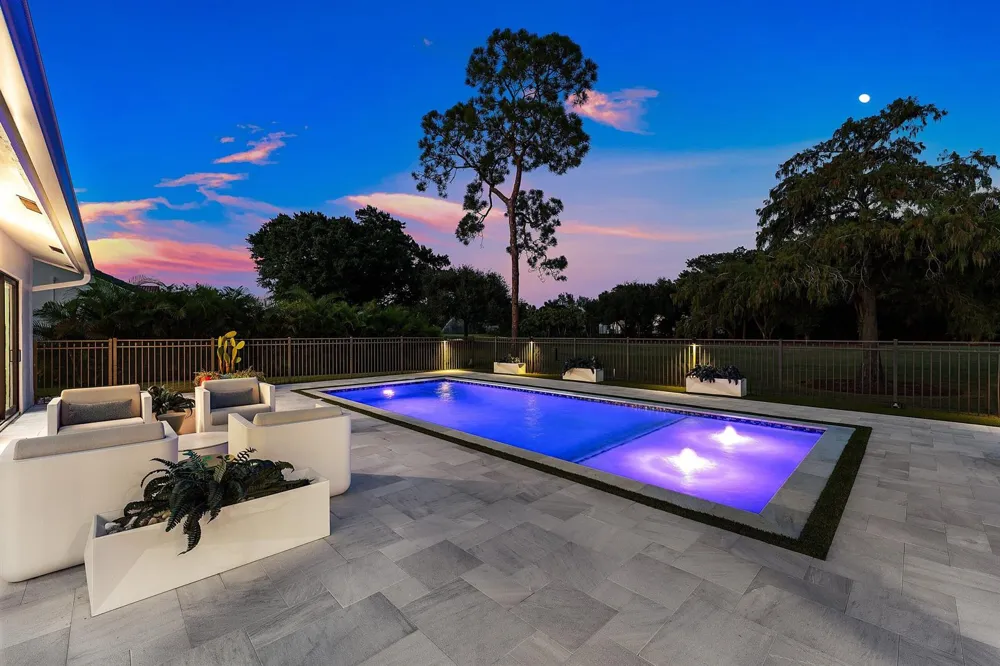 10574 Boca Woods Lane Boca Raton, FL 33428