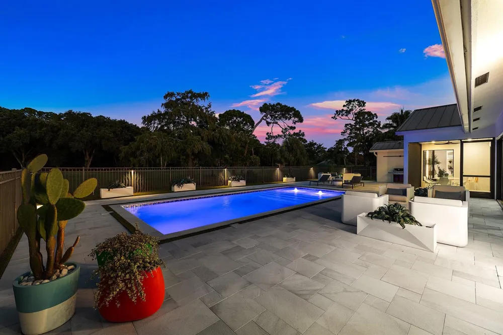 10574 Boca Woods Lane Boca Raton, FL 33428