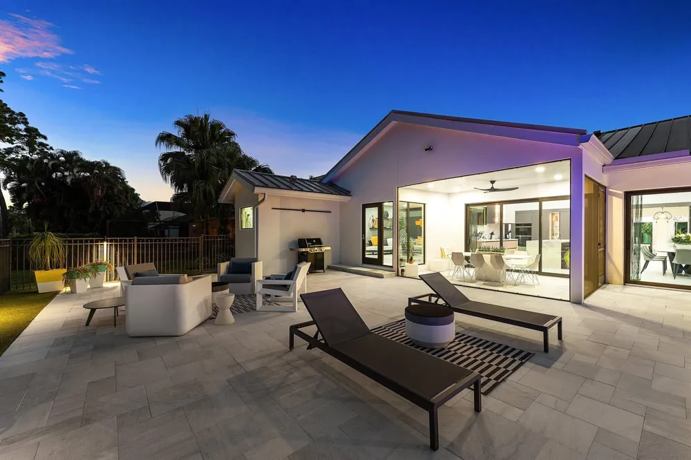 10574 Boca Woods Lane Boca Raton, FL 33428