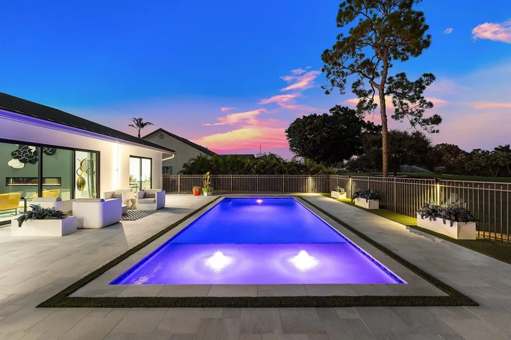 10574 Boca Woods Lane Boca Raton, FL 33428