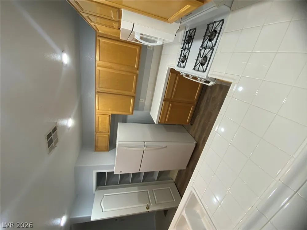 2325 Windmill Parkway #1313 Henderson, NV 89074