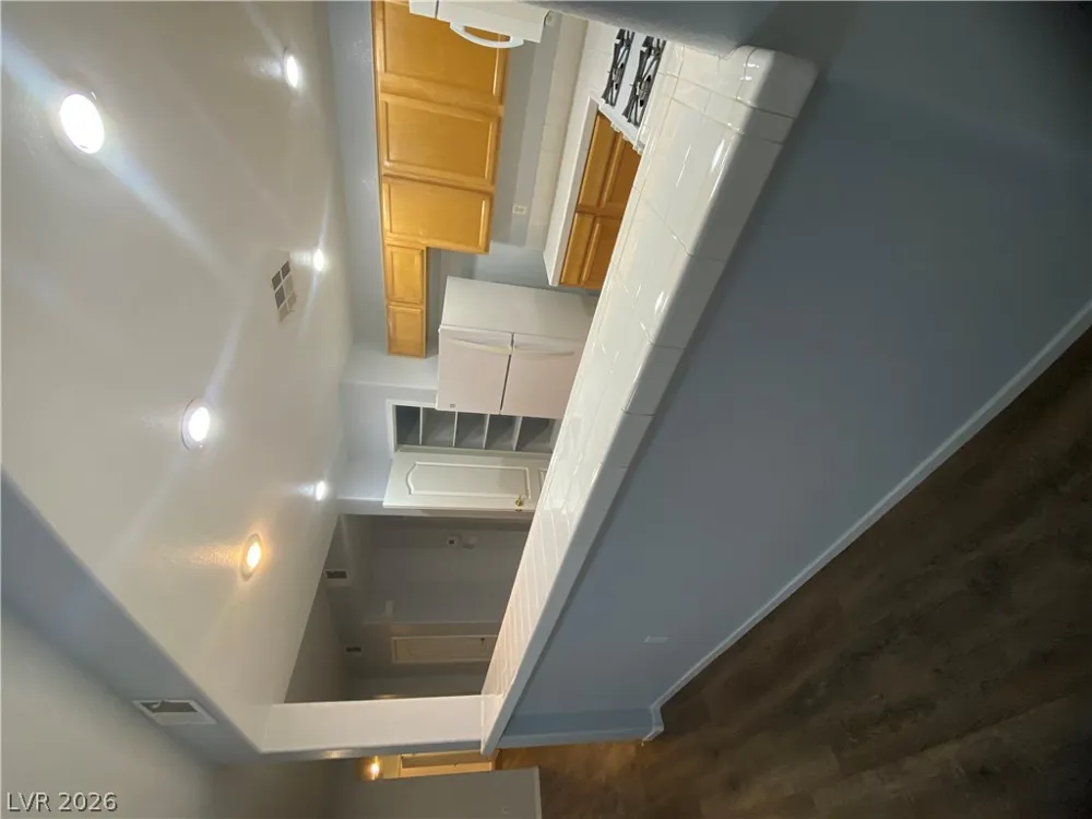 2325 Windmill Parkway #1313 Henderson, NV 89074