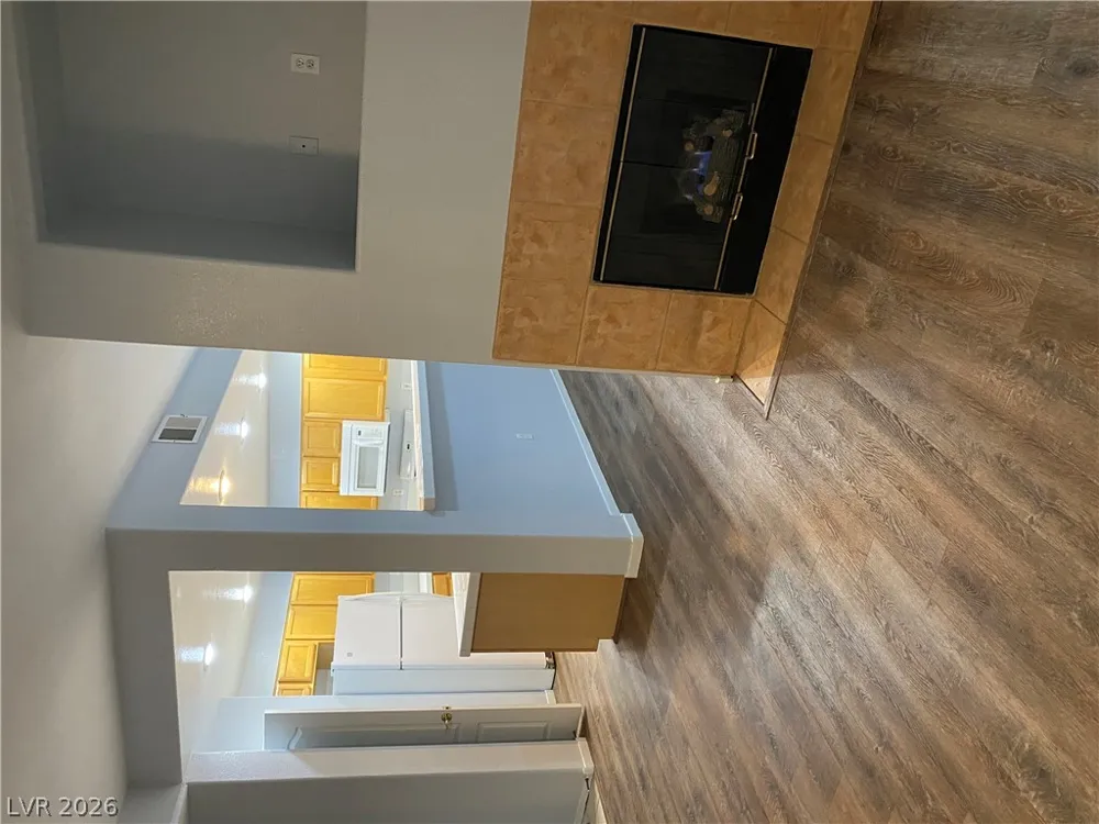 2325 Windmill Parkway #1313 Henderson, NV 89074