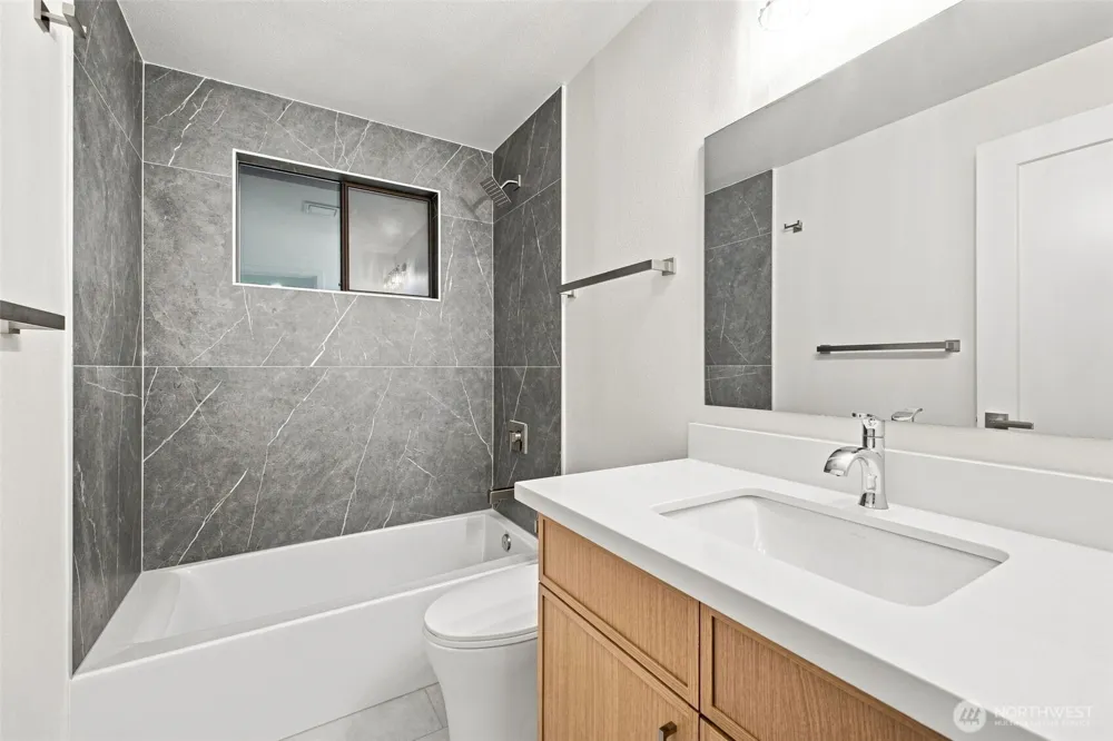 25529 SE 159th Street Issaquah, WA 98027