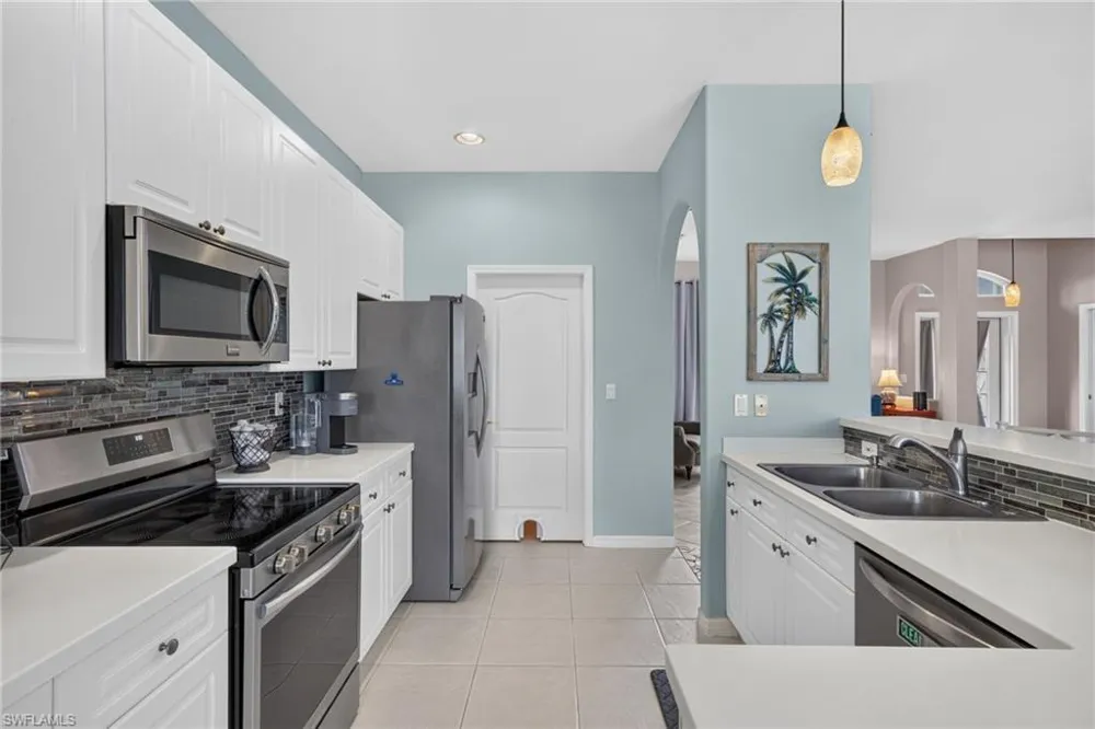 23410 Olde Meadowbrook Circle Estero, FL 34134