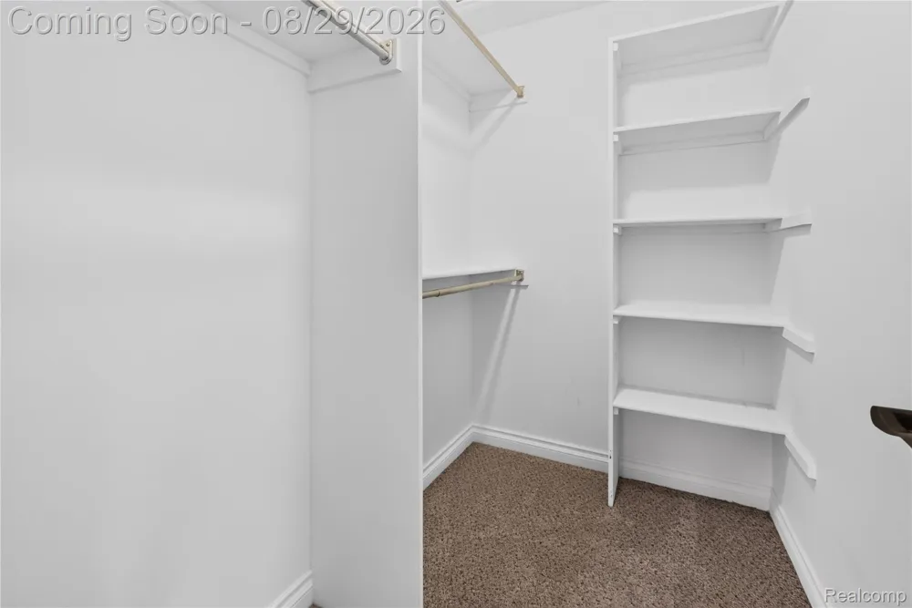 215 La Plaza Court Royal Oak City, MI 48073