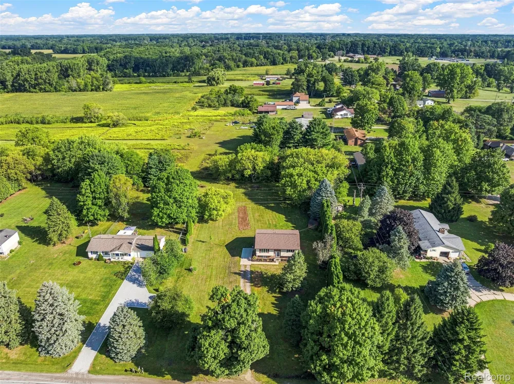 8491 E Mount Morris Road Richfield Township, MI 48463