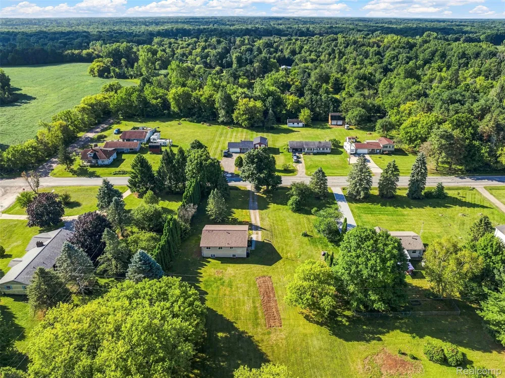 8491 E Mount Morris Road Richfield Township, MI 48463
