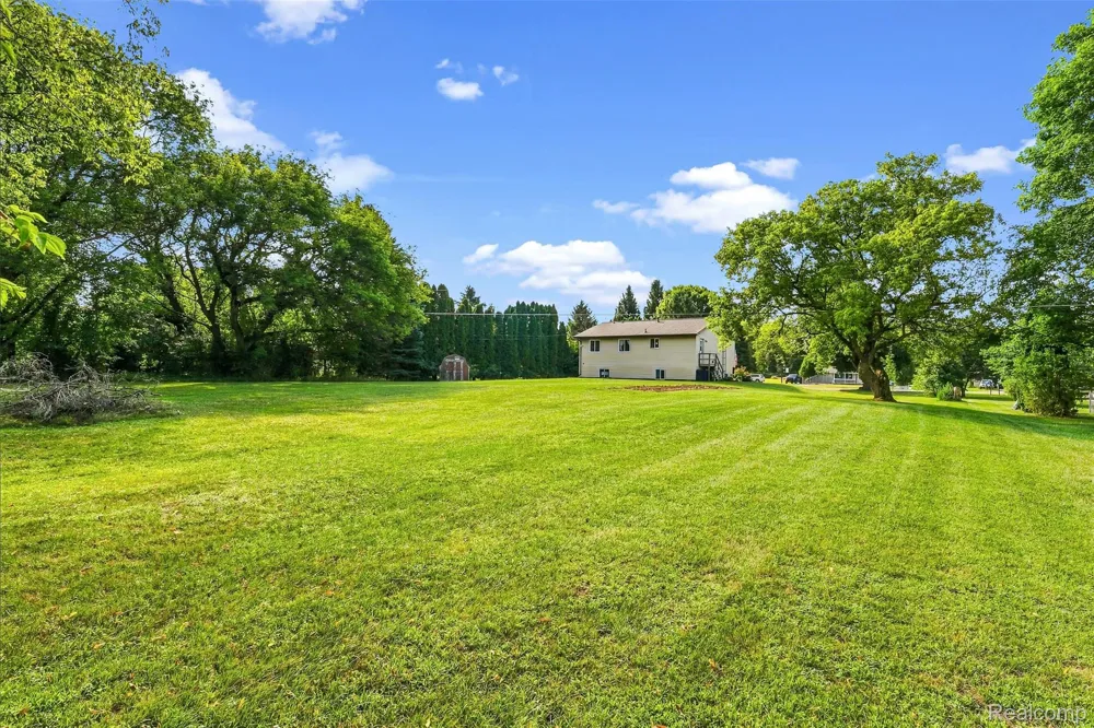 8491 E Mount Morris Road Richfield Township, MI 48463