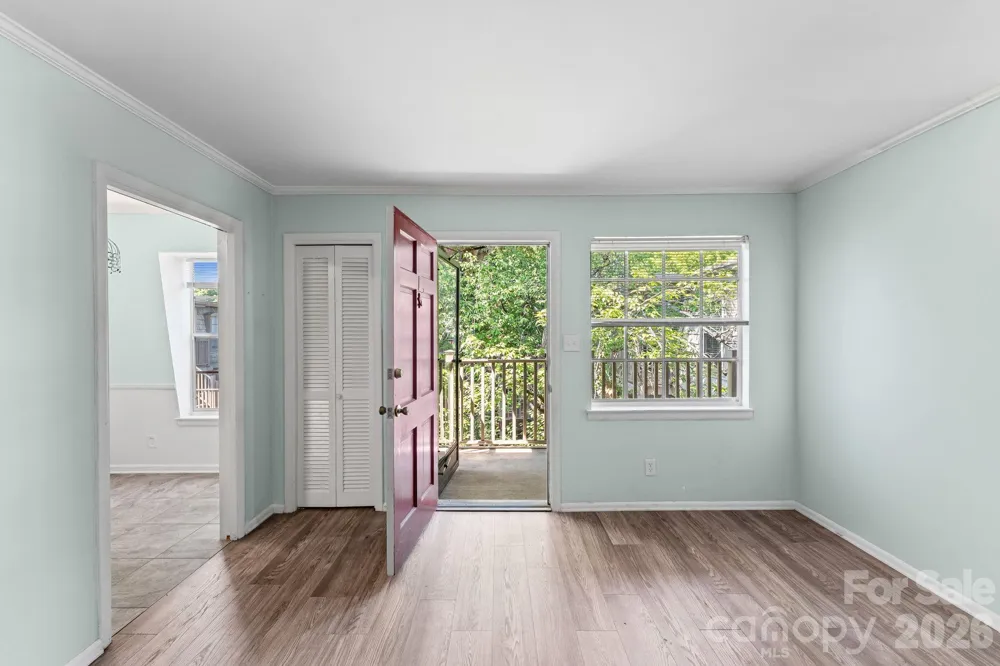 3822 Country Club Road #Unit #I Winston Salem, NC 27104