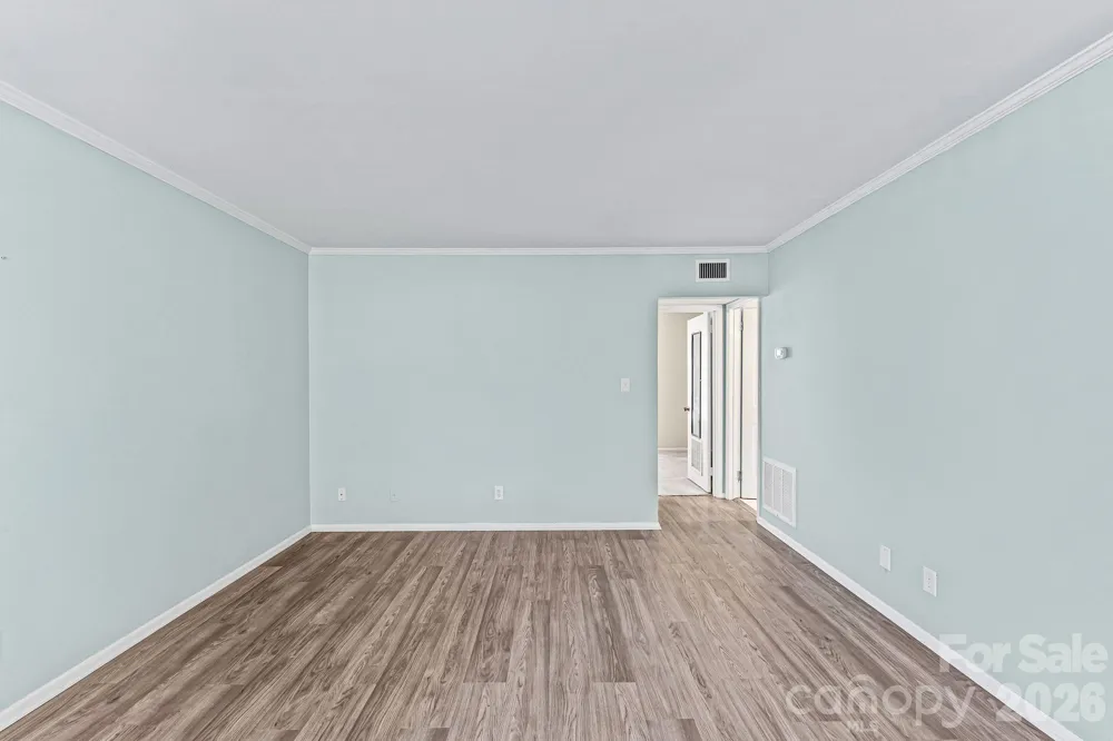3822 Country Club Road #Unit #I Winston Salem, NC 27104