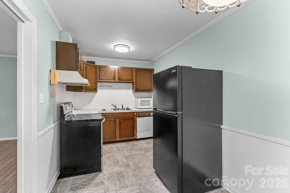 3822 Country Club Road #Unit #I Winston Salem, NC 27104
