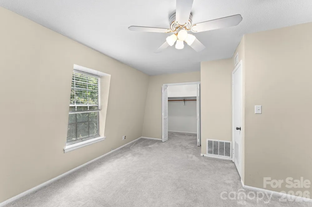 3822 Country Club Road #Unit #I Winston Salem, NC 27104