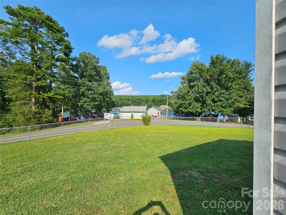 225 Eighth Avenue New London, NC 28127