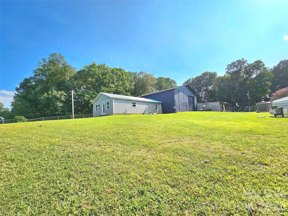 225 Eighth Avenue New London, NC 28127
