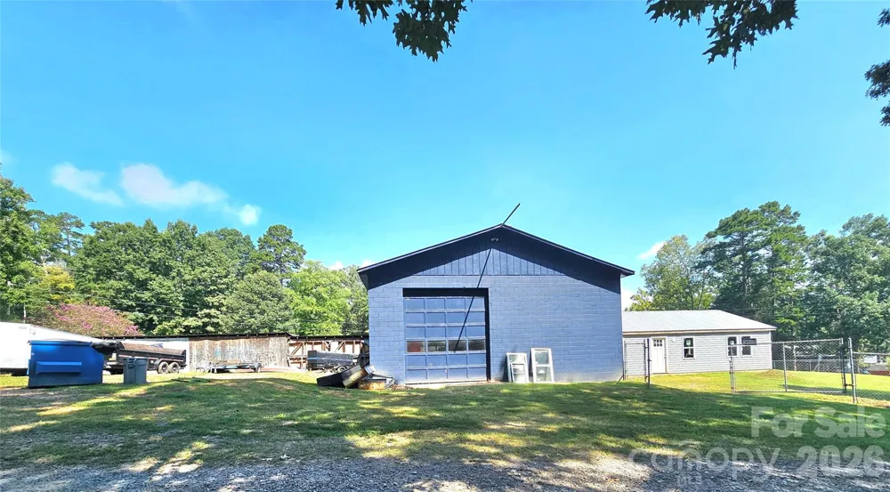 225 Eighth Avenue New London, NC 28127