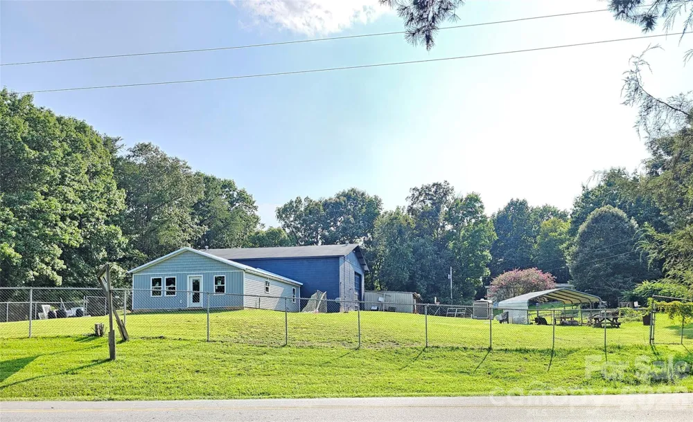 225 Eighth Avenue New London, NC 28127