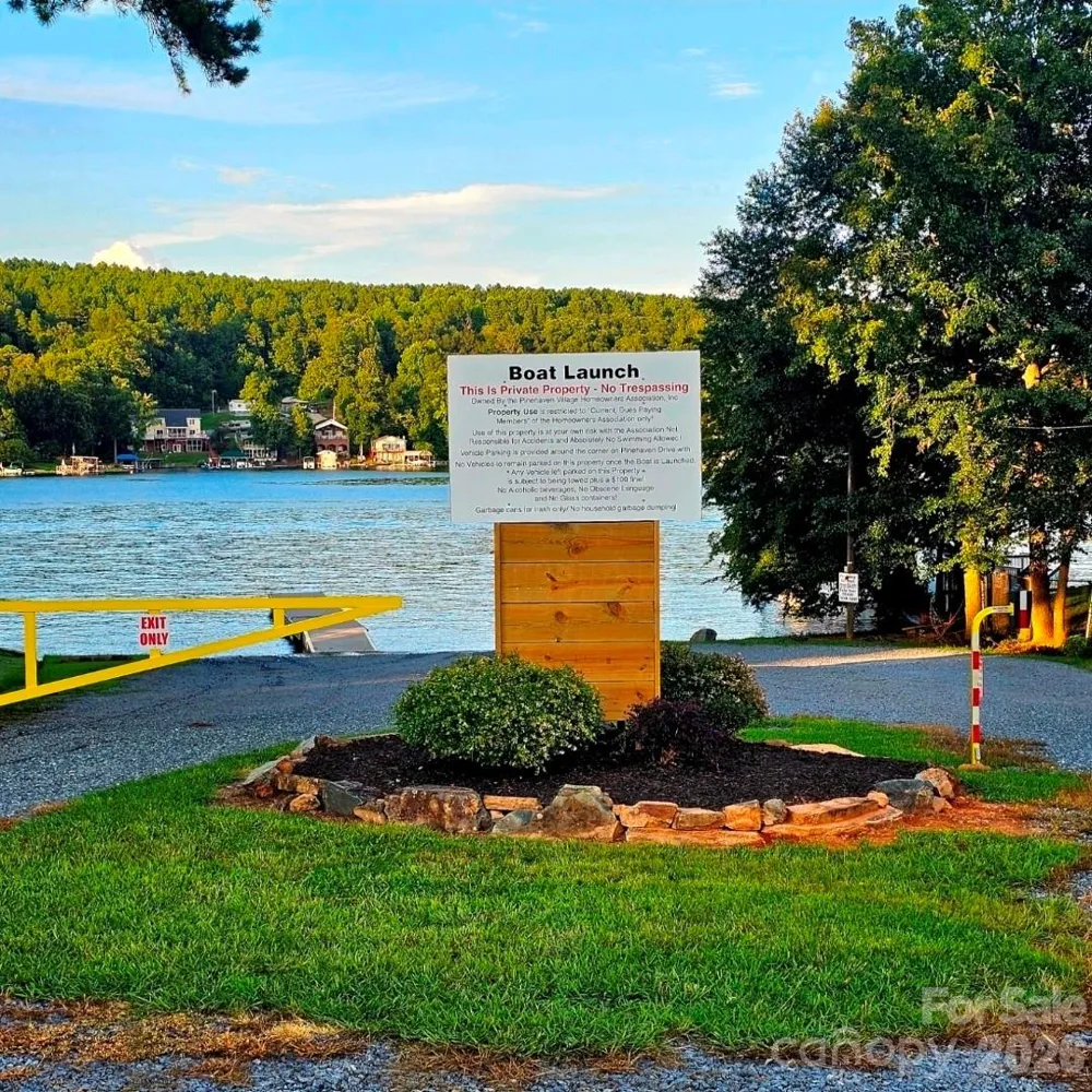 225 Eighth Avenue New London, NC 28127