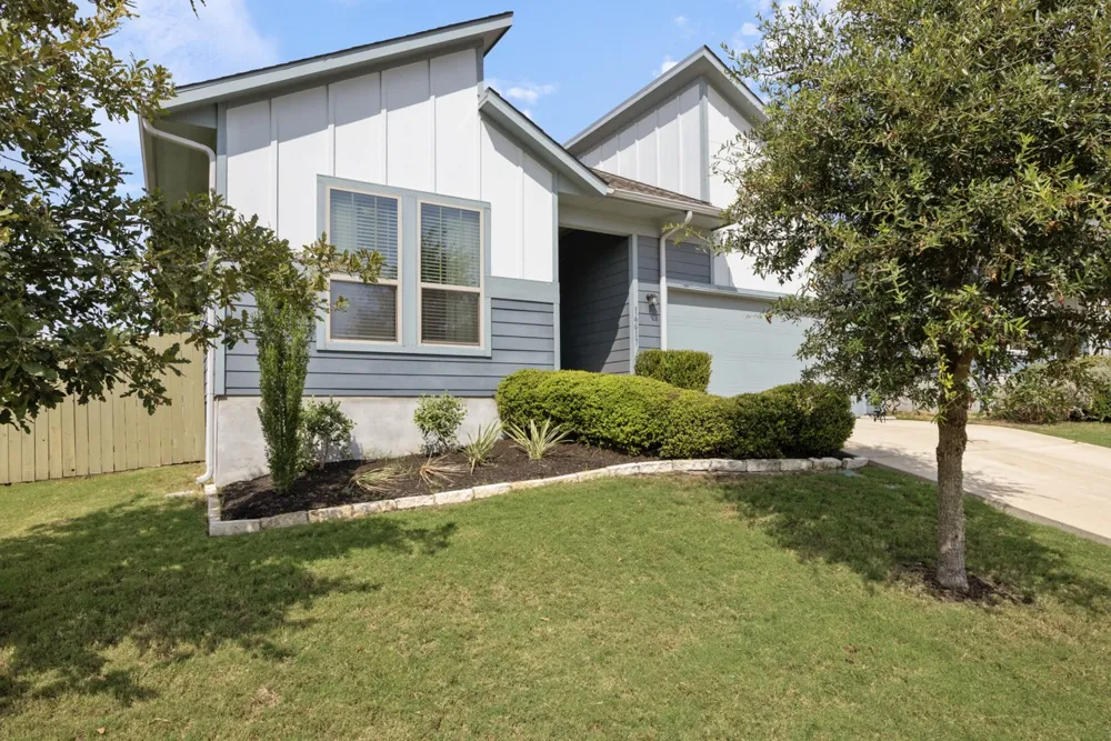 16617 Sumptuous Drive Manor, TX 78653