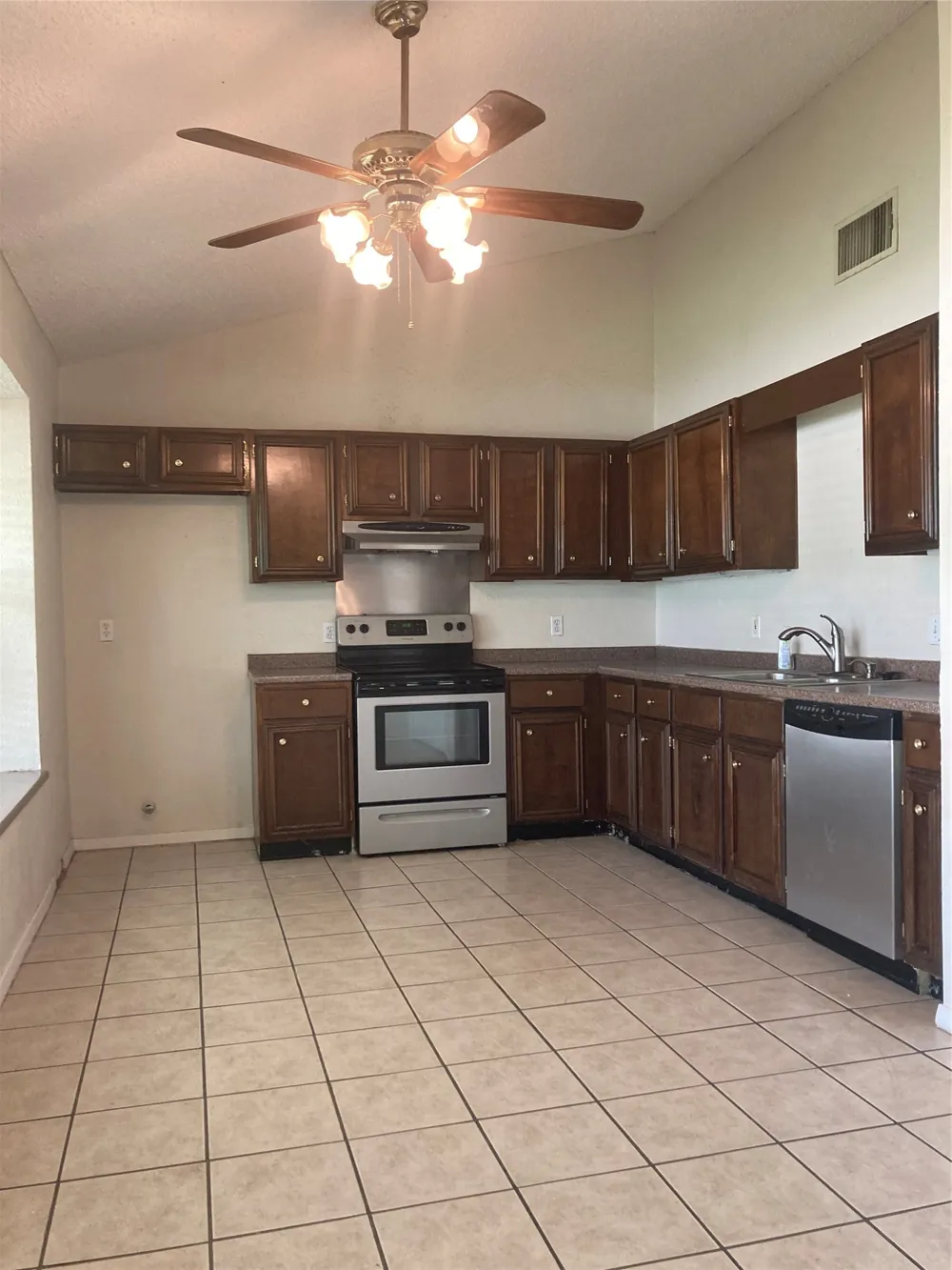 2002 Ridgetop Drive Round Rock, TX 78664