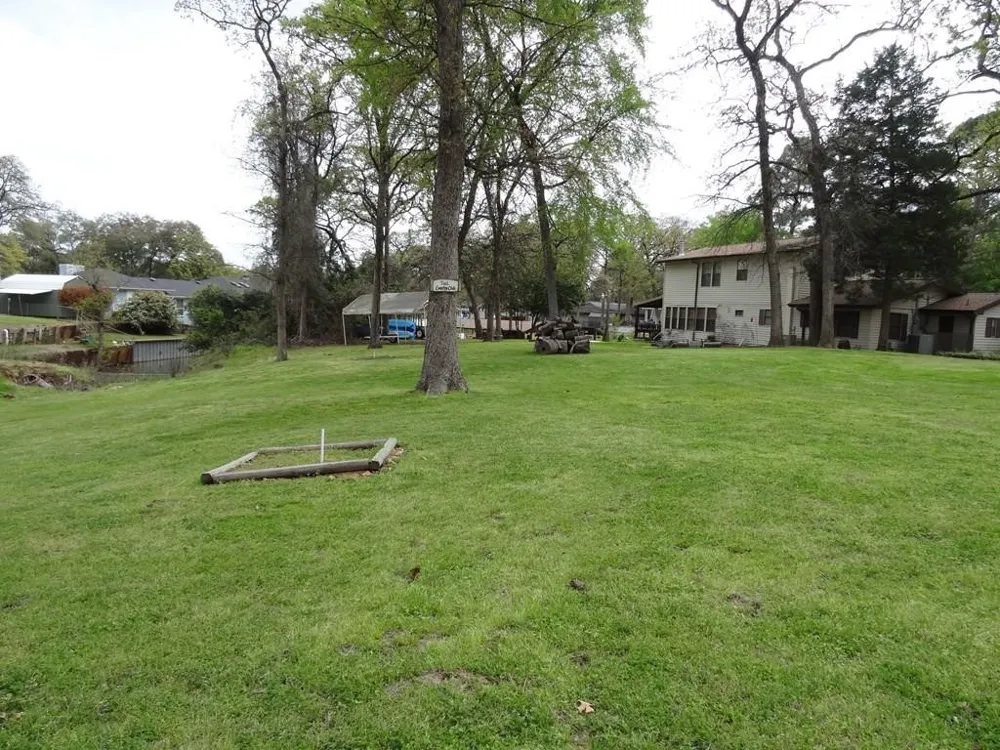2052 Kanakoa Dr North Tool, TX 75143
