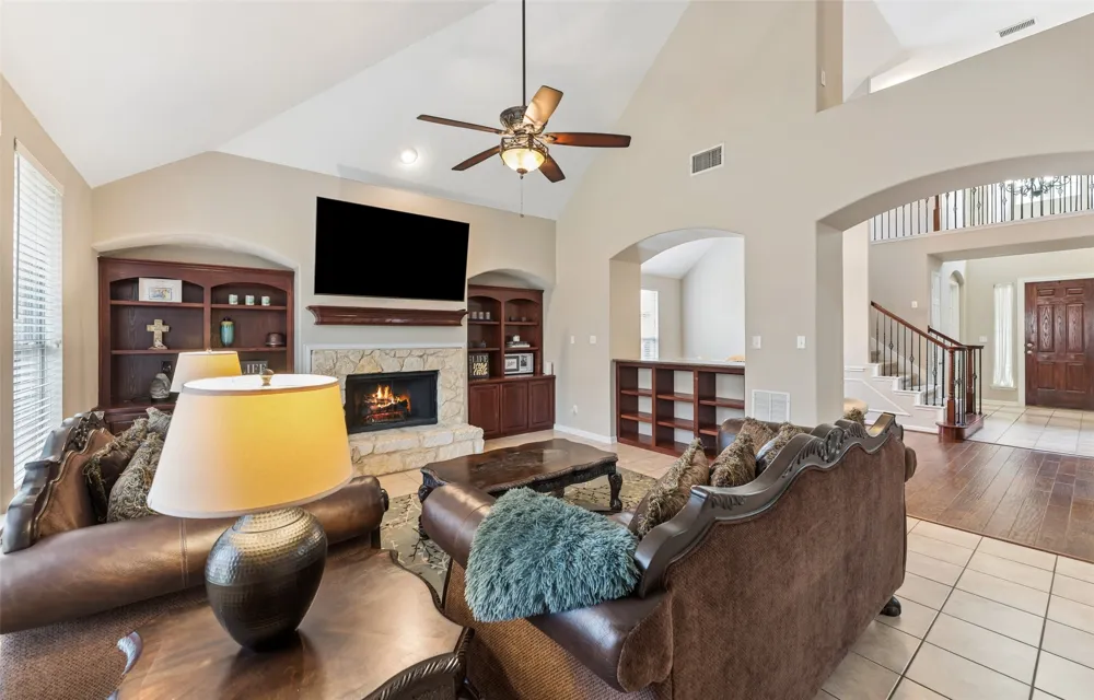 1301 Bramble Lane Mansfield, TX 76063