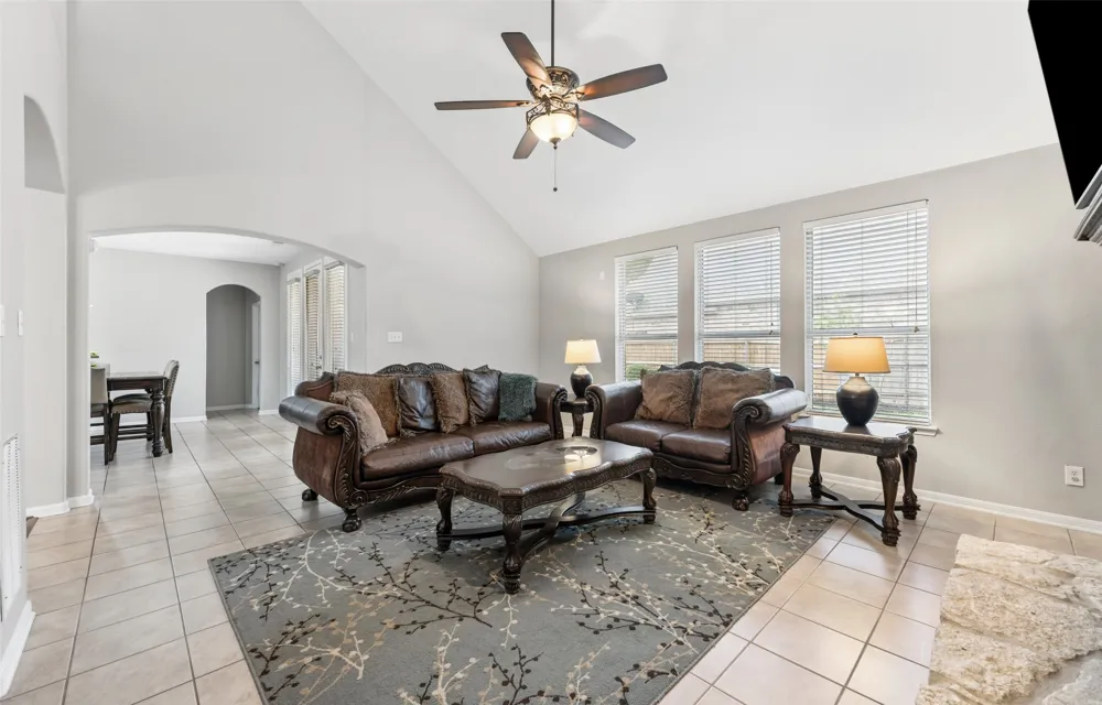 1301 Bramble Lane Mansfield, TX 76063