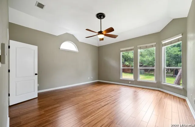 8627 Magdalena Run Helotes, TX 78023