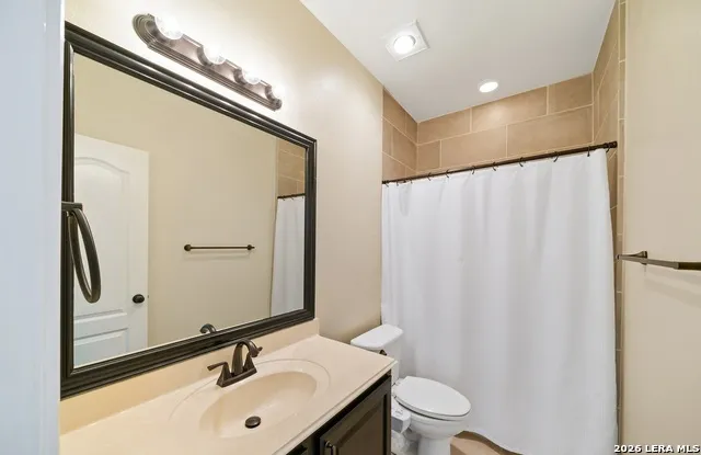 8627 Magdalena Run Helotes, TX 78023