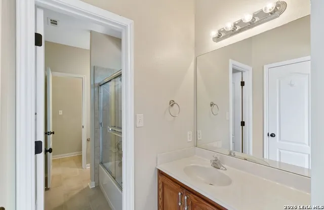 8627 Magdalena Run Helotes, TX 78023