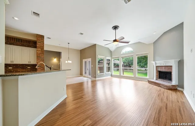 8627 Magdalena Run Helotes, TX 78023