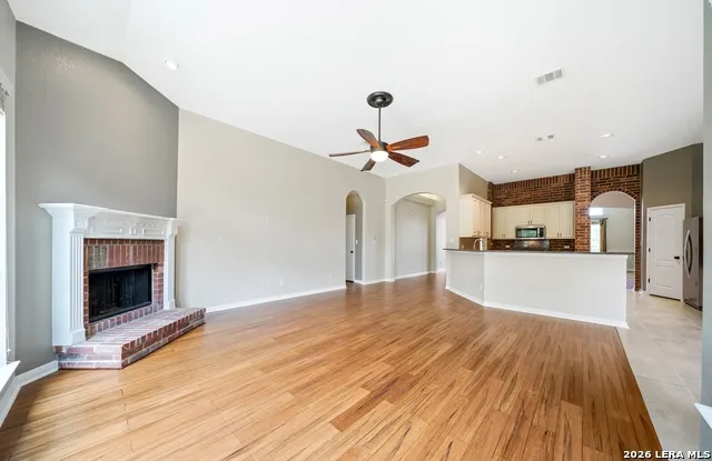 8627 Magdalena Run Helotes, TX 78023
