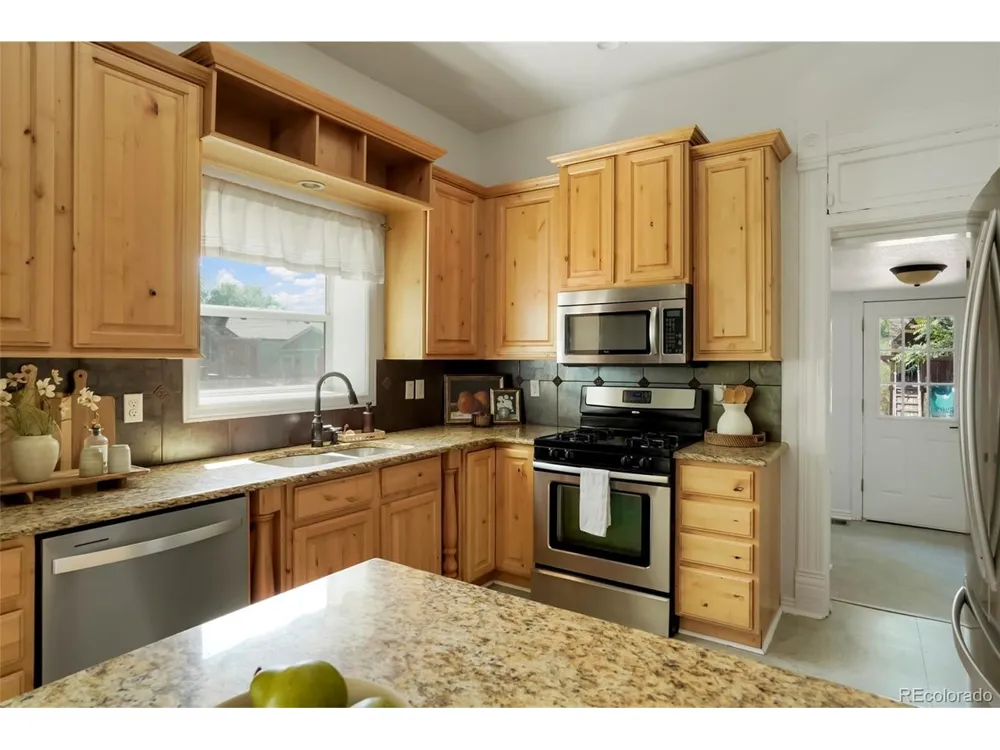 3037 High Street Denver, CO 80205