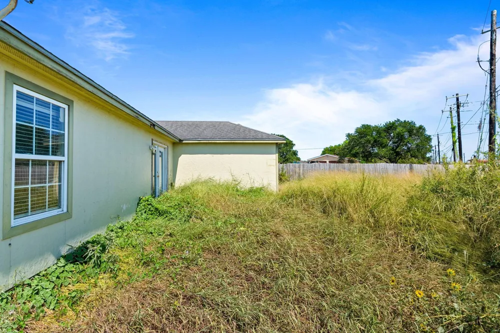 1937 Modesto Street Corpus Christi, TX 78417