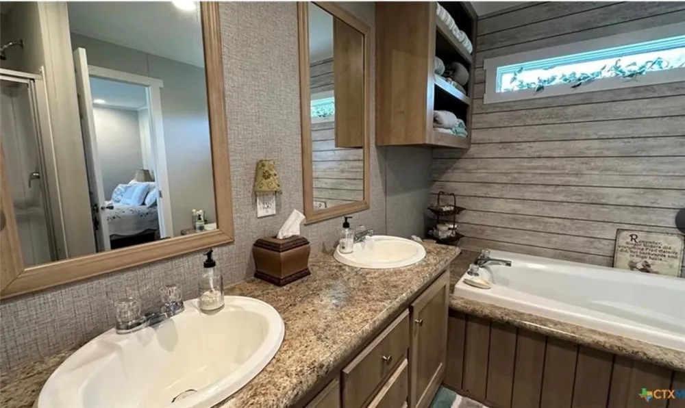 112 E Toledo Street Seadrift, TX 77983