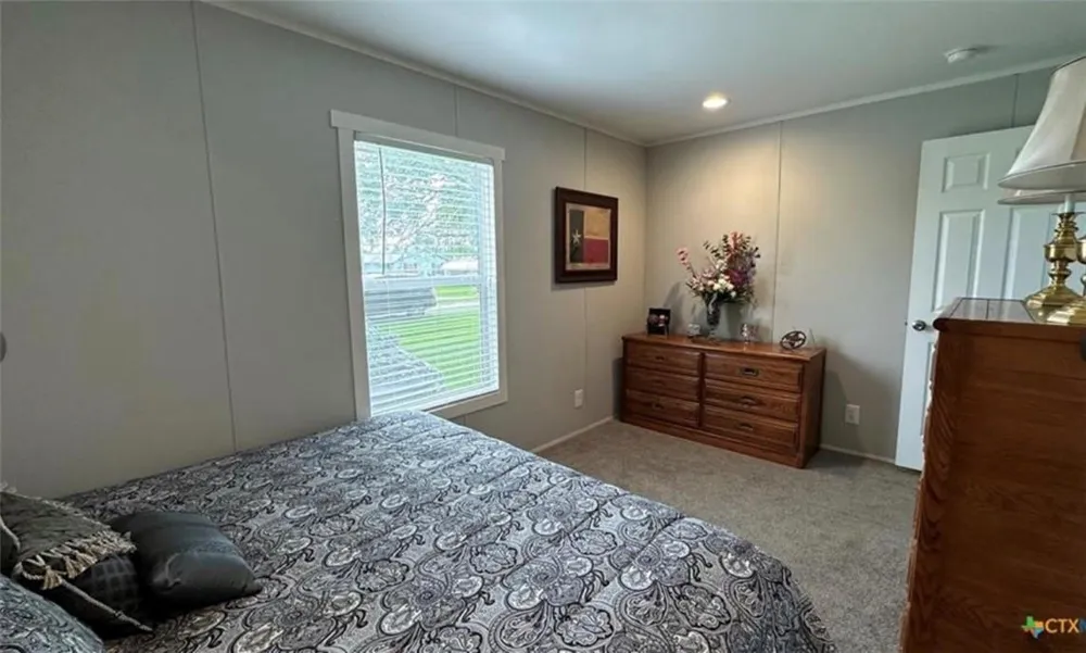 112 E Toledo Street Seadrift, TX 77983