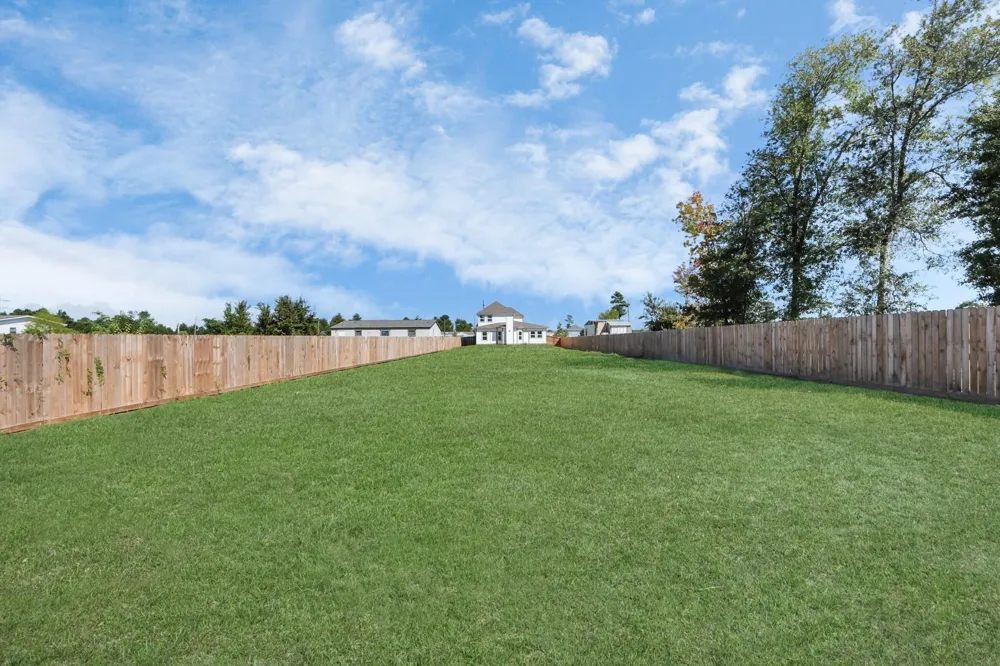 1189 County Road 5100 Cleveland, TX 77327