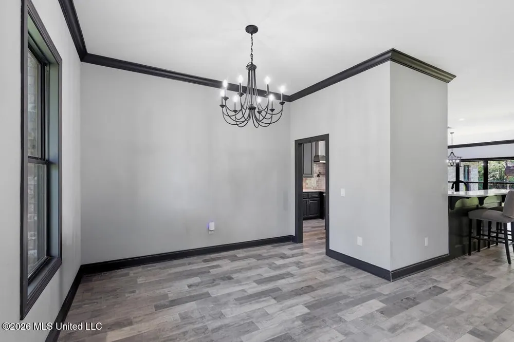 113 Trails End Flora, MS 39071