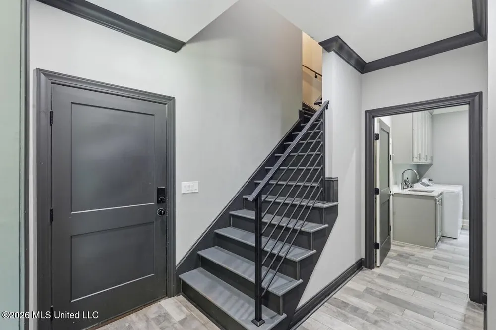 113 Trails End Flora, MS 39071