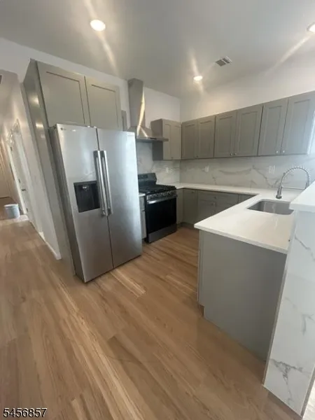 995 S Orange Ave #2 Unit 2 Newark City, NJ 07106