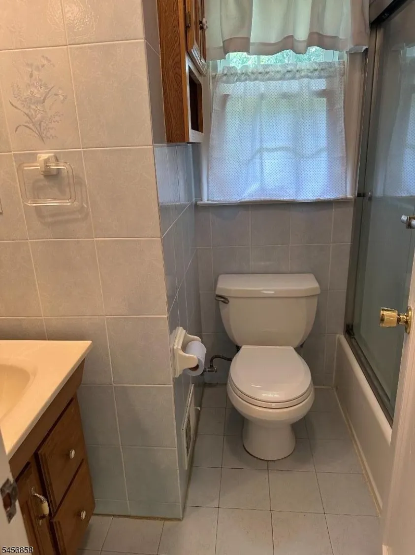 97 Cayuga Ave Rockaway, NJ 07866